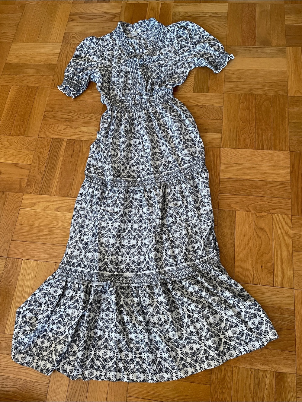 Max Studio Ruffle Sleeve Tiered Maxi Dress Size Small NEW without Tag